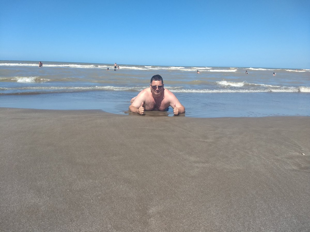 Lauraok___ tweet picture