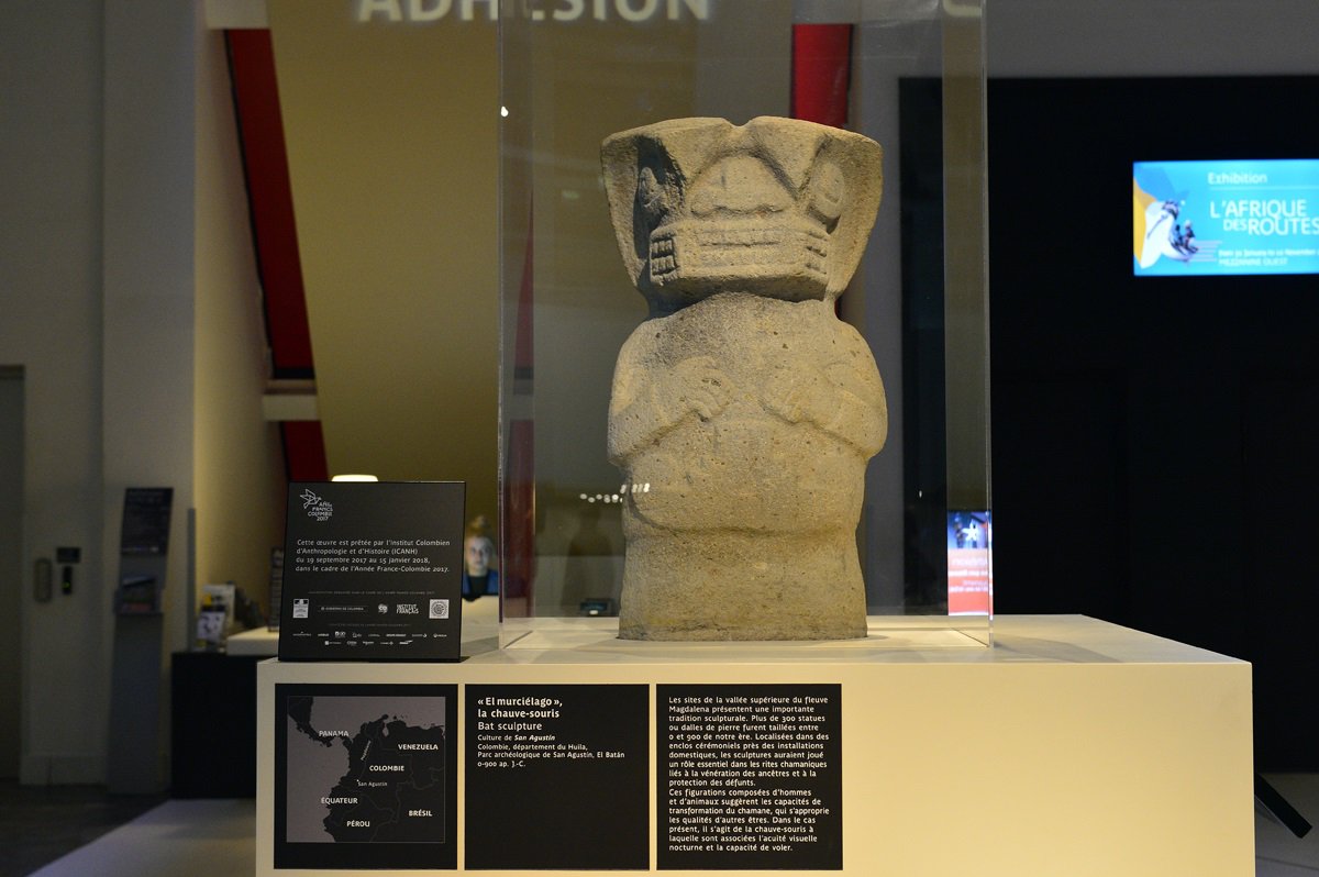 ColFra2017's tweet image. Hasta el 30 de enero de 2018, se exhibe la pieza del Parque Arqueológico San Agustín, ‘El Chamán murciélago’, en el Museo del Quai Branly de París. @El_Icanh #ColombiaFrancia2017
