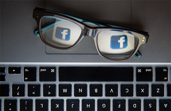 BeSecureOnline1's tweet image. Upto 80% of staff wasting 3 hours per day #online #checkingphone 
Thought cigarette breaks were a problem?
Business speakers available #B2B Book now!
 tinyurl.com/ydgfj6ht