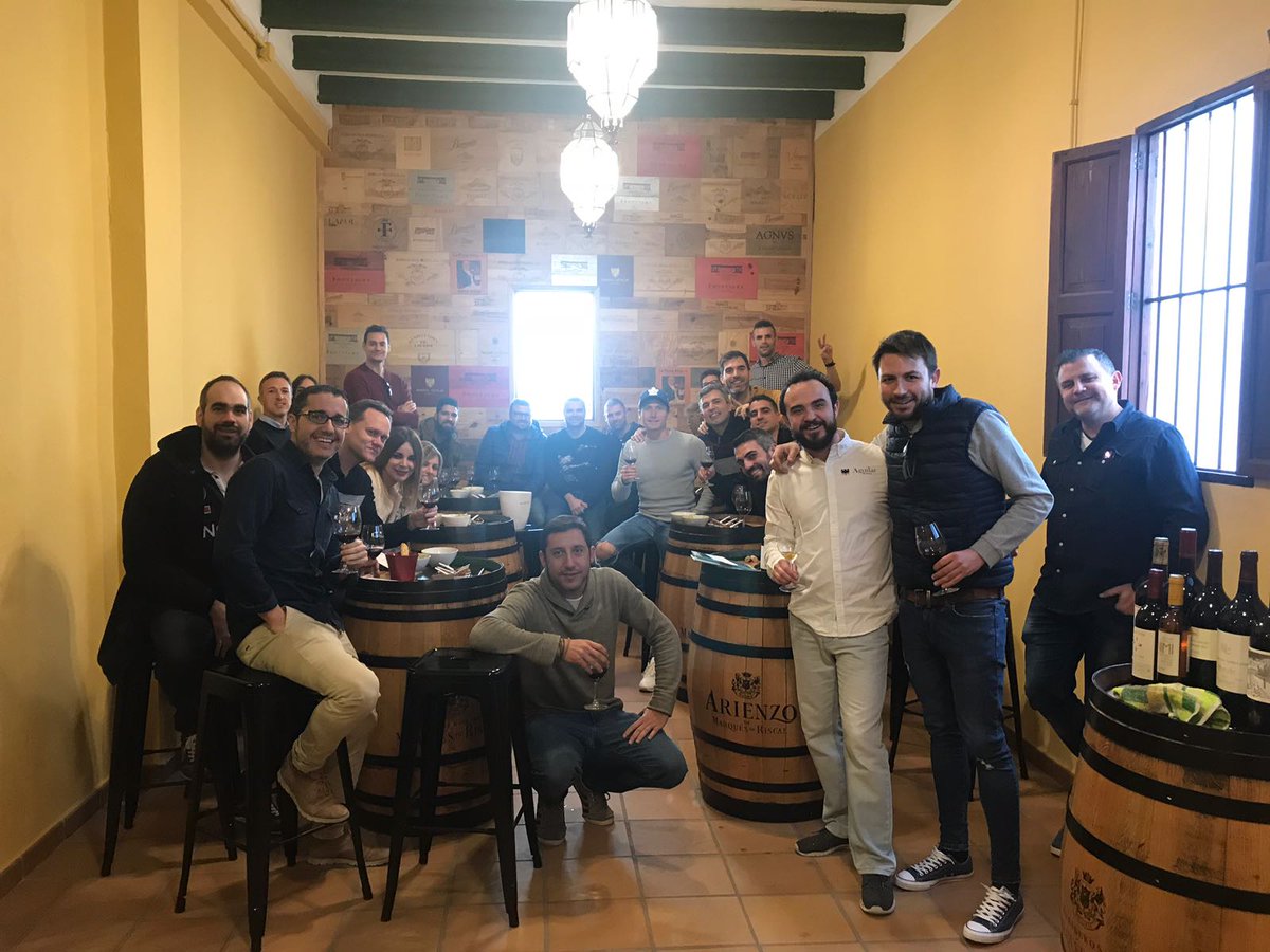 Aguilar Wine Manager tweet media