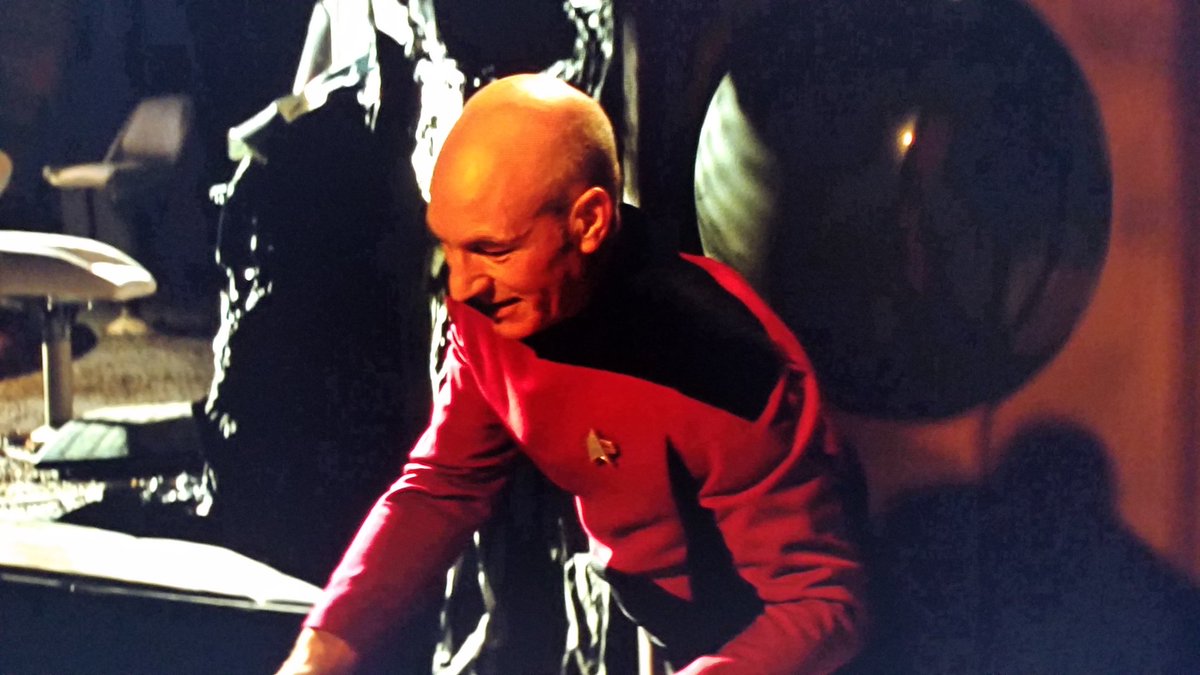 KnightsofRhen's tweet photo. Not very optimistic about Livingston after the Enterprise D crash. Did Spot need a snack?
Also, quite concerned about the fates of the all puppies and dolphins aboard.
@MissionLogPod @Picards__Fish https://t.co/p5KkYbFTvs