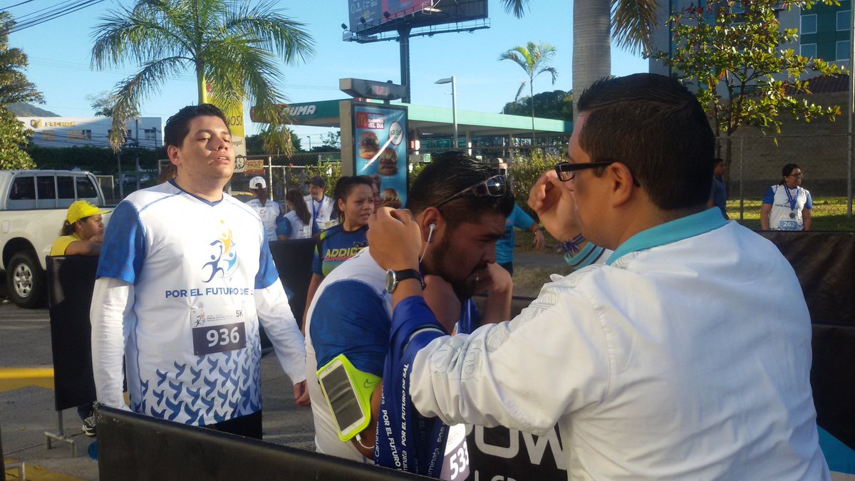 #SomosPaz2018 > Comienzan a llegar los que participaron en 5 kilómetros. A la espera de los primeros que se inscribieron para los 10 kilómetros <a href="/somospazsv/">Somospazsv</a>.