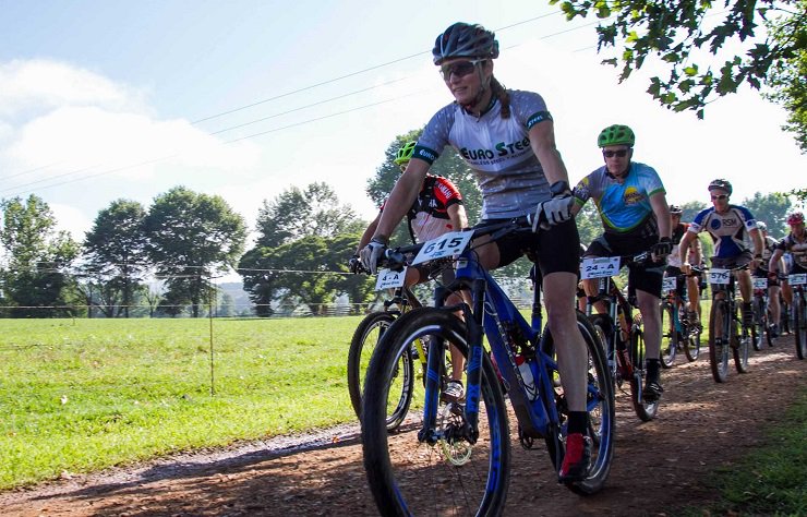 In_the_Bunch's tweet photo. Photos of the @DrakDescent can be viewed at the following link: https://t.co/gCjPlU2JuA
📷Graham Daniel Photography
@Andrewhillracin @AfricanMTBteam @JulianJessop @SebonaPhillimon https://t.co/euVqoPucjM