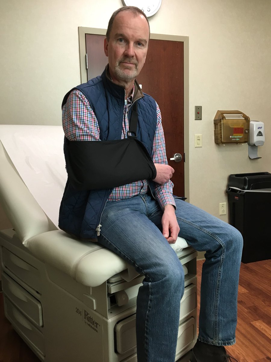 tim_goltz's tweet photo. SPORTS INJURY REPORT:
@tim_goltz probable for today’s game after sustaining sprained elbow ligaments due to slipping on run Saturday morning. #NCice
Left arm can still be used to ingest appropriate #Gameday nutrition and mood-altering fluids.
#skol
#bringithome
#MINvsPHI https://t.co/wQh6YpBxaK