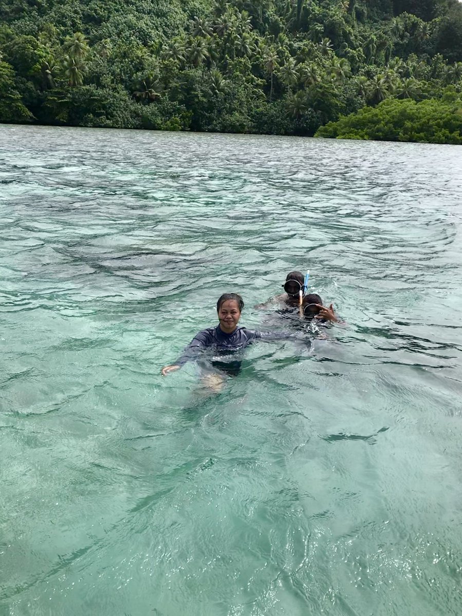 _lladore's tweet photo. POHNPEI 🖤💙🌴🌊🇫🇲  
#naturalbeauty https://t.co/Cc4Z6IJJ8Q