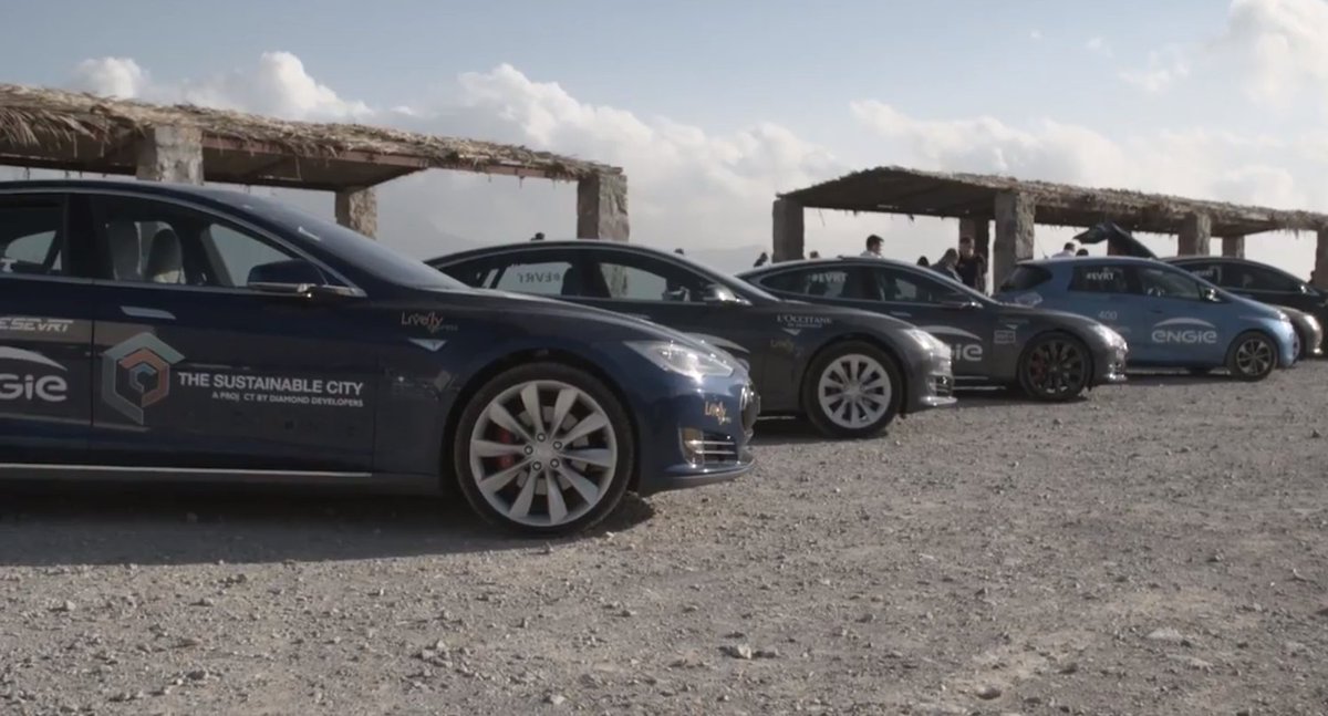 YallaMotor's tweet photo. Global EVRT launches the Longest Electric Vehicle Road Trip In the Middle East along with UAE’s first-ever Electric vs Petrol vehicle drag race!
https://t.co/92gQEqJ4LY 
#EVRT #GlobalEVRT @globalevrt https://t.co/vs7i7SWONb