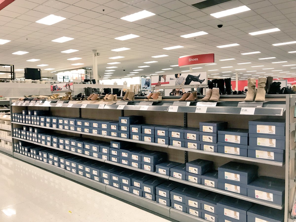 universal thread shoes looking great! #thewheel