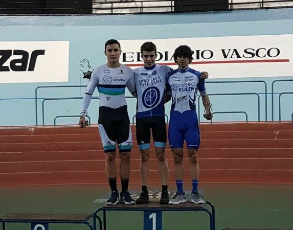 Euken_'s tweet photo. Al final 3° en la general de la #BioRacerSaria en una última jornada muy ajustada. 🎩 Chapó por la gran ayuda que me ha ofrecido todo el equipo.
@jirabira #GrupoEulen https://t.co/YJG9WqQqyM