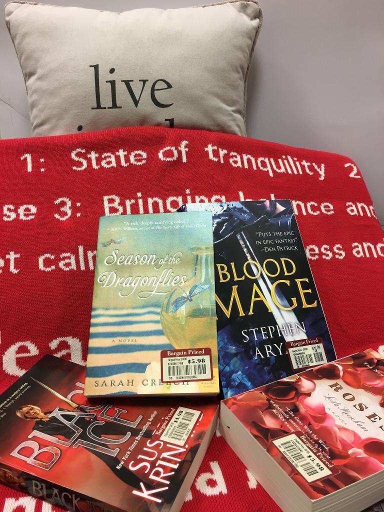 On #SundayMorning, we make time for relaxing and reading. #BNJax