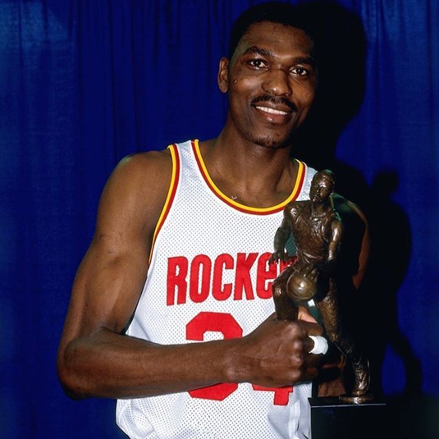 Phi Slamma Jamma.
MVP.
2x Champ. 
H-Town Legend.

Happy birthday to the one and only Hakeem Olajuwon ( 