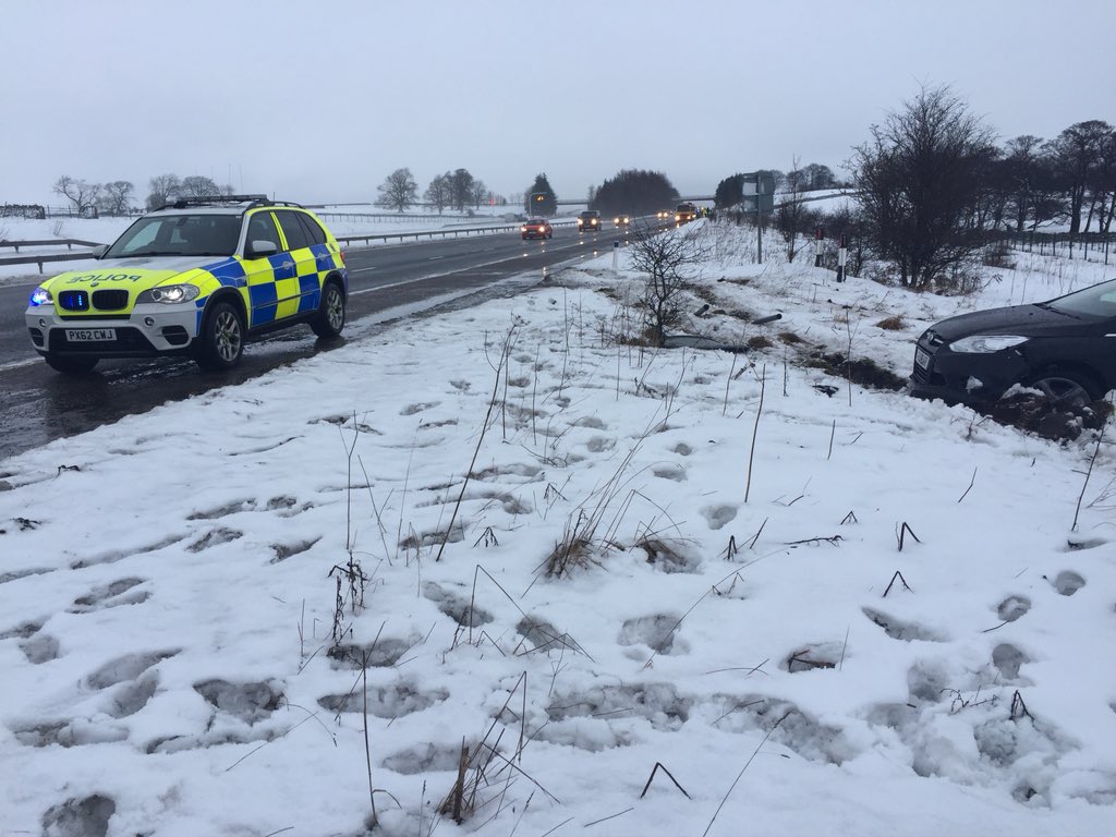 CumbriaRoadsPol's tweet photo. Horrible conditions & multiple RTCs on #M6 this afternoon around Shap/Tebay area, 3 of them in this picture! Fortunately no injuries from any but much disruption as we clear them & recover vehs with usual great assistance from @HighwaysNWEST #SlowDown #BigGaps https://t.co/mlj1ezCEXk