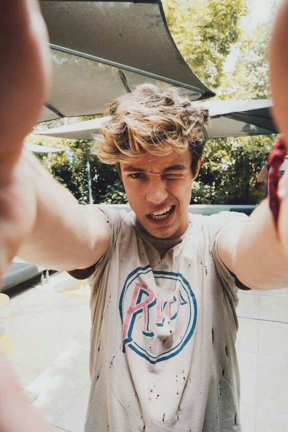 strippmagcon's tweet photo. 🦀 WALLPAPER CAMERON DALLAS 🦀
🦀 FAV se gostou/ like
🦀 RT se salvou / RT if u save
🦀 Créditos se usar/ credits if u apply

#askmagcult https://t.co/KsXSLYl8nc
