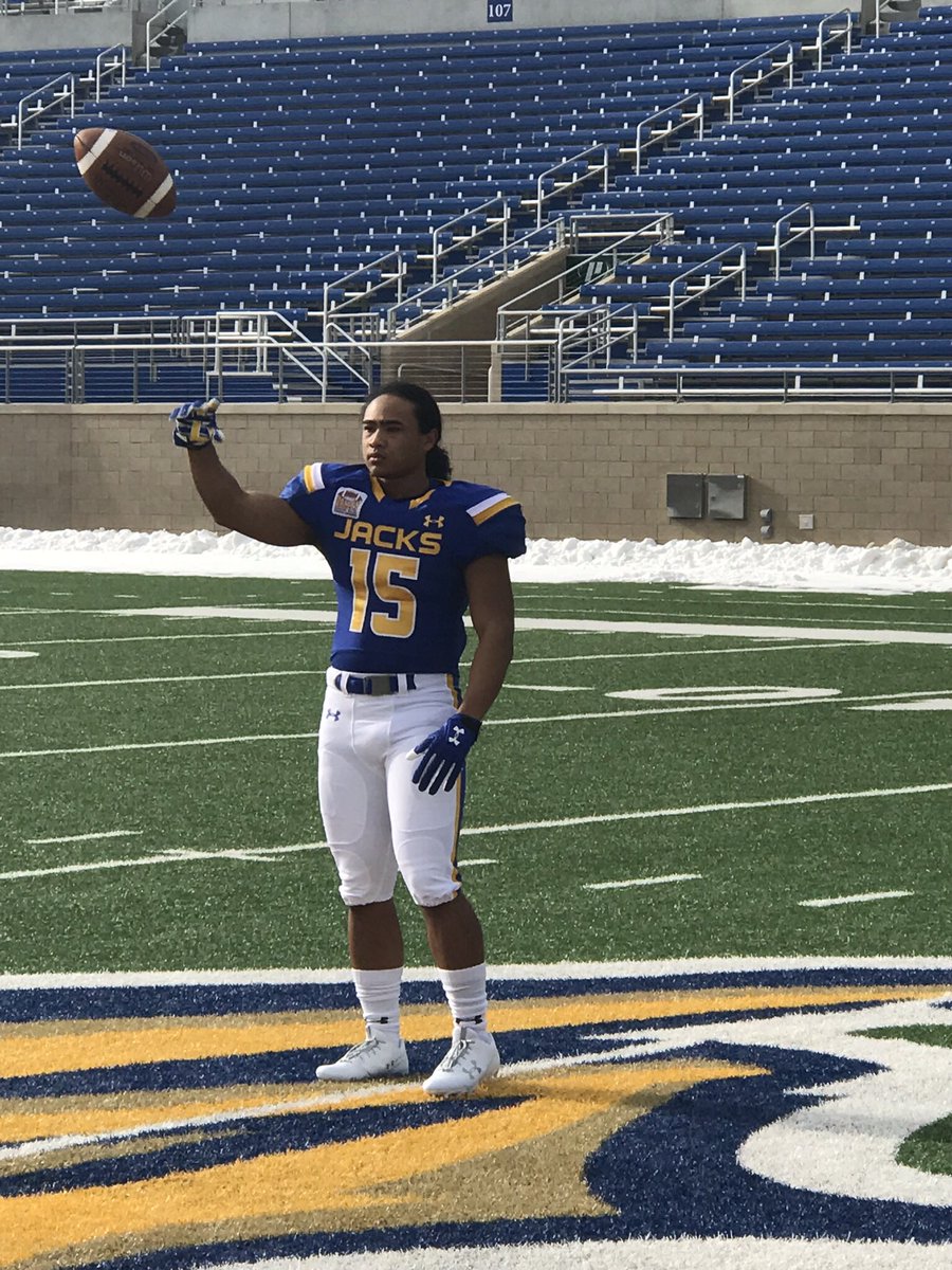 My official visit to SDSU was on point. Big thanks to the coaching staff and players.@CoachJJ_SDSU <a href="/MnHSFBRecruitin/">The Legacy of Bronko Nagurski</a> <a href="/CoachEidsness/">Eric Eidsness</a>
