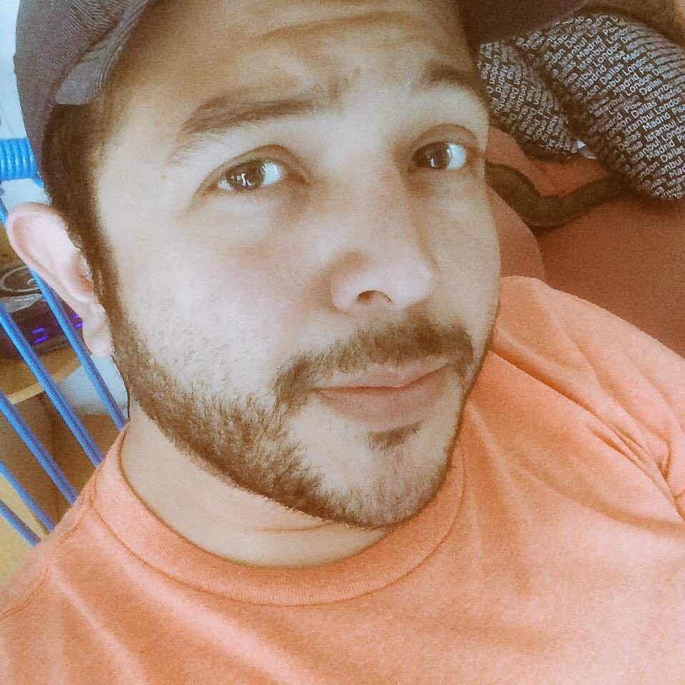 hcarceo's tweet photo. #NuevaFotoDePerfil https://t.co/4KyaUN0Dt6