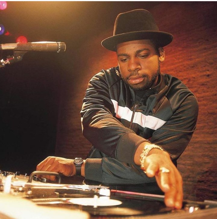 Happy birthday Jam Master Jay  (RIP) 