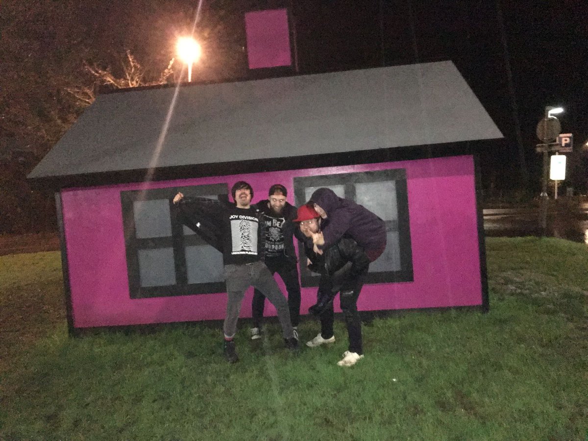 Dark Days tweet media