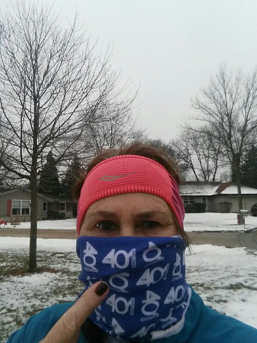 MWincapawWhite's tweet photo. @ShelleyKeefeRMR @nationalrunshow @Run_Mummy_Run @jopavey @the401challenge Supporting Ben and @the401challenge here in WI, USA. #momsrun https://t.co/nO946q1lYD