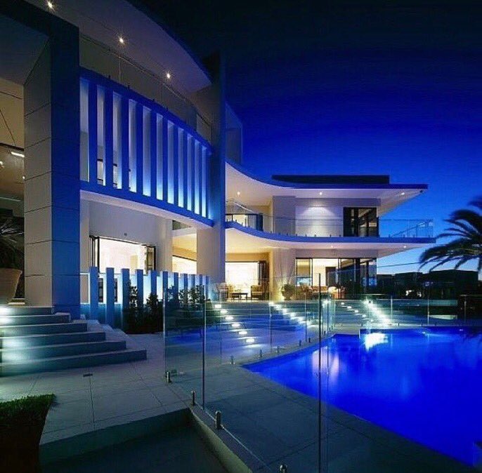 DailyHousePorn's tweet photo. Modern lux 💸 https://t.co/HAEMkae2B3