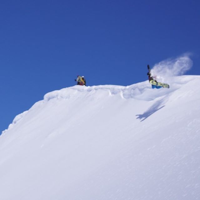 andymacdonald's tweet photo. Weather broke yesterday @mtbachelor So sick! 😝 Just kidding, this shot if from Alaska a few years back. #methodair https://t.co/b8W7uj7hi1
