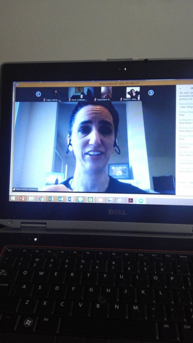 crbuitrago's tweet photo. #flevo2018 Our guest, Robyn Brinks Lockwood with us today talking about her experience flipping!! https://t.co/MRgg0prS7v