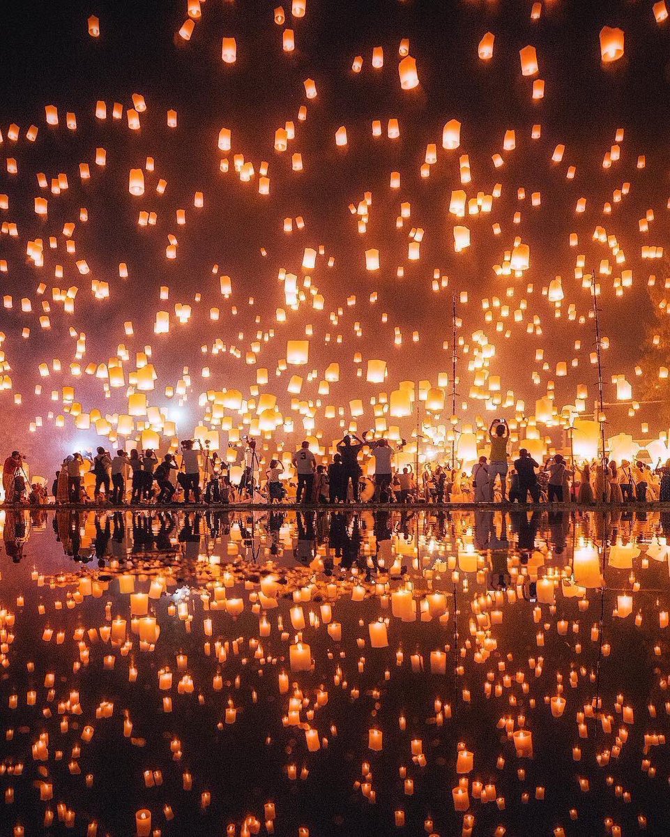 is_be_'s tweet photo. Chiangmai Lantern Festival, Thailand
(치앙마이 랜턴 페스티벌, 태국) https://t.co/VH5A91Raej