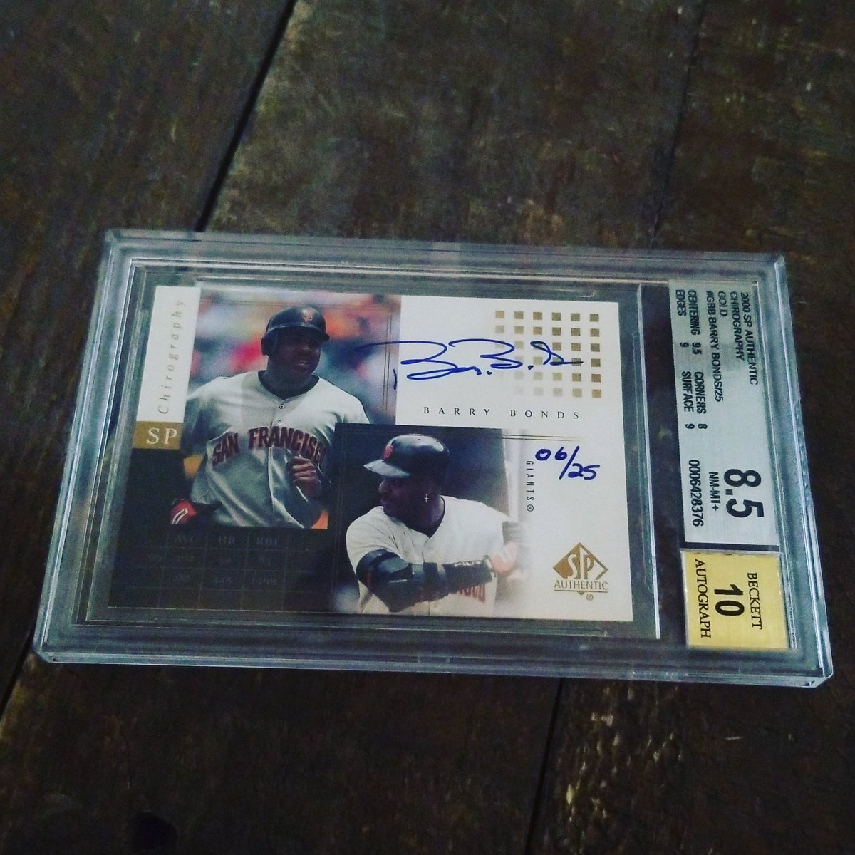 SportsCardJunct's tweet photo. #SundaySorting and found this gem! @UpperDeckSports @beckettmedia @BarryBonds @RbiCru7 @Ballcardxchange @linkmycard https://t.co/59cu6zEjyn