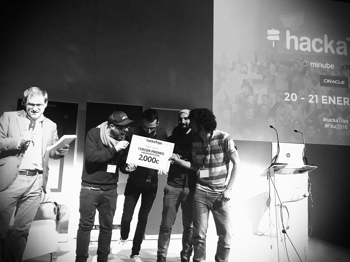 minube's tweet photo. ¡Enhorabuena! A los ganadores y a todos los equipos por el trabajazo que han hecho en este #hackaTrips. ¡Disfrutar esos premiazos! https://t.co/iGRoV4GSpH