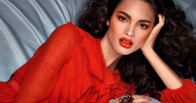 Hung Vanngo created a bold beauty look on #AiraFerreira for @VogueMexico using #MarcJacobsBeauty. #entry<a href="/tag/airaferreira"class="tags">#AiraFerreira</a><a href="/tag/marcjacobsbeauty"class="tags"><span>#marcjacobsbeauty</span></a><a href="/tag/entry"class="tags"><span>#entry</span></a>