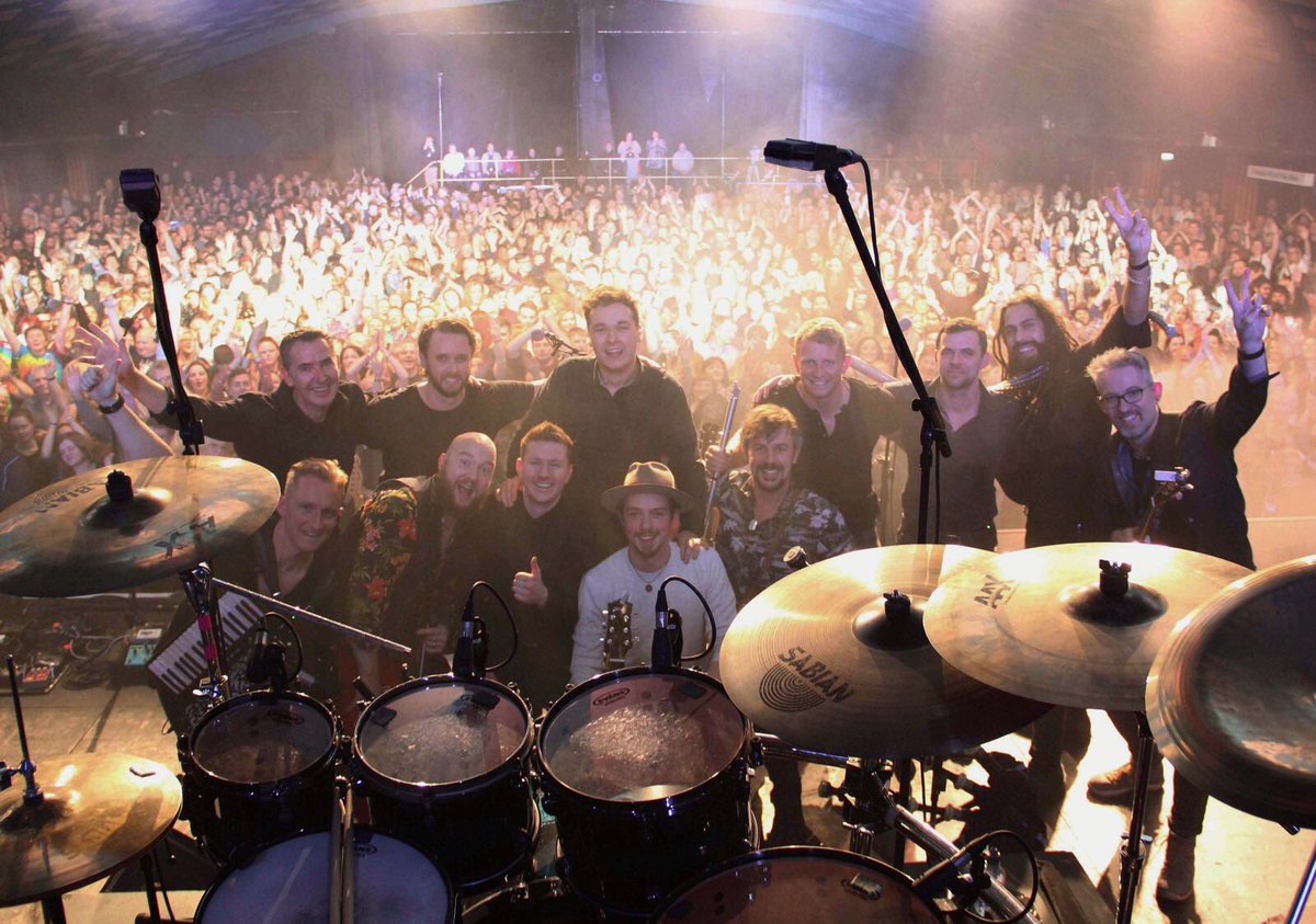 Amazing night @TheBarrowlands with @SKERRYVORE & @WeBanjo3 #newalbumiscoming #EVO