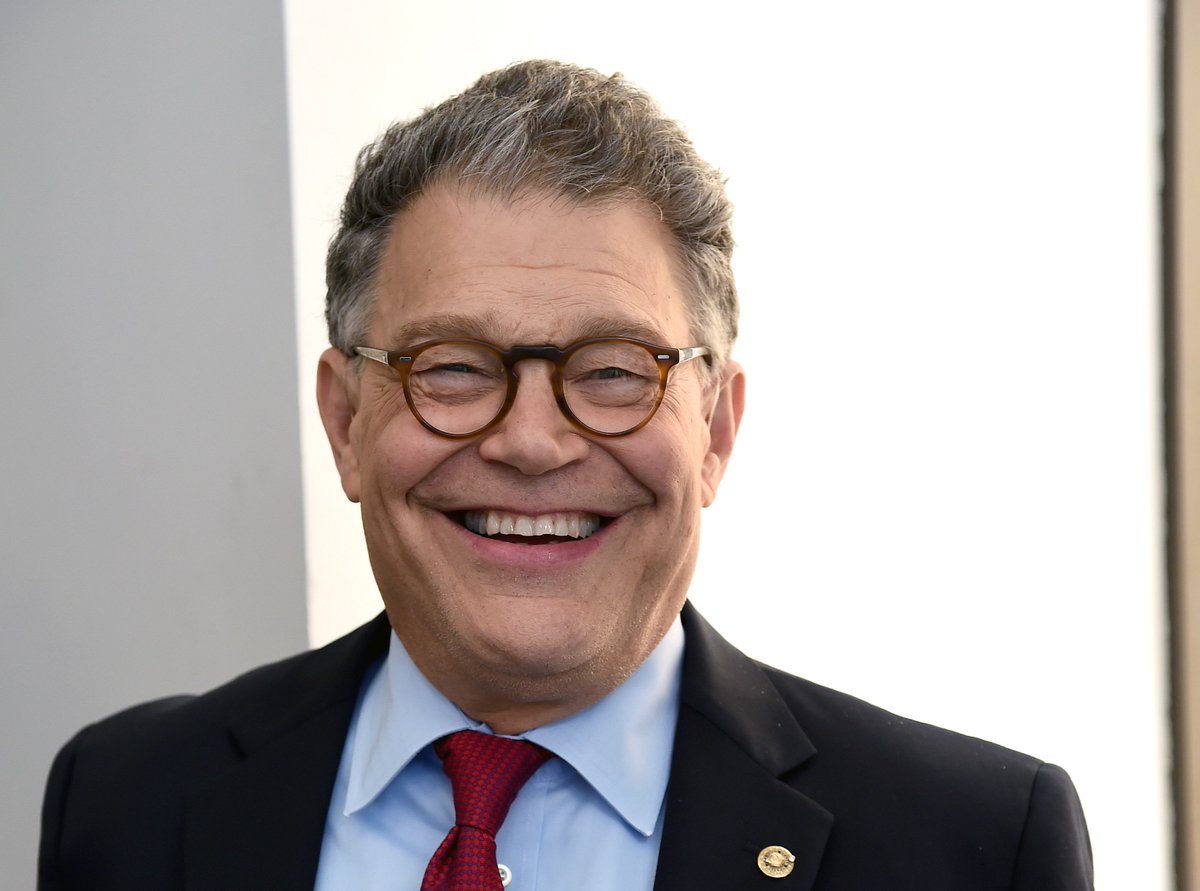 LRBitisnot's tweet photo. @aaptethegreat @SenDougJones @Trump If @SenFranken has to resign, @SenDougJones should resign as well! #SenDougJones' repulsive & SHOCKING rape-apology for the Tiny-Fisted-Dictator @Trump is far worse than anything man-of-the-people, Senator #AlFranken has EVER done. Democrats are executing a suicide strategy. https://t.co/PVJy1AHfSi
