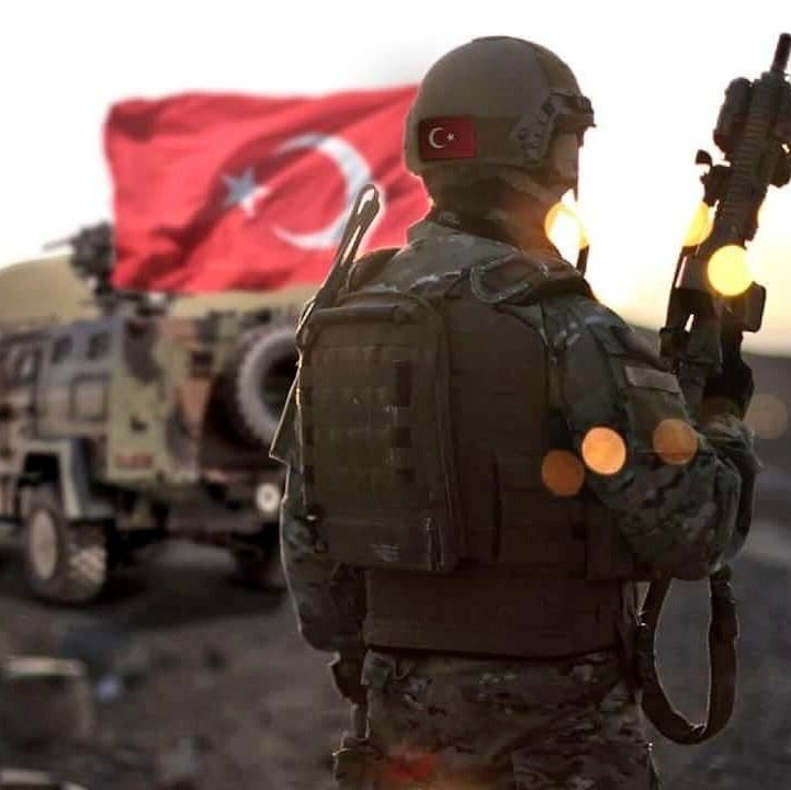 Koruyan kollayan Allahtır..Rabbim Ordumuzu Askerimizi Devletimizi muvaffak ve muzaffer eylesin..🇹🇷

#AfrinOperasyonu 
#ZeytinDalıHarekâtı