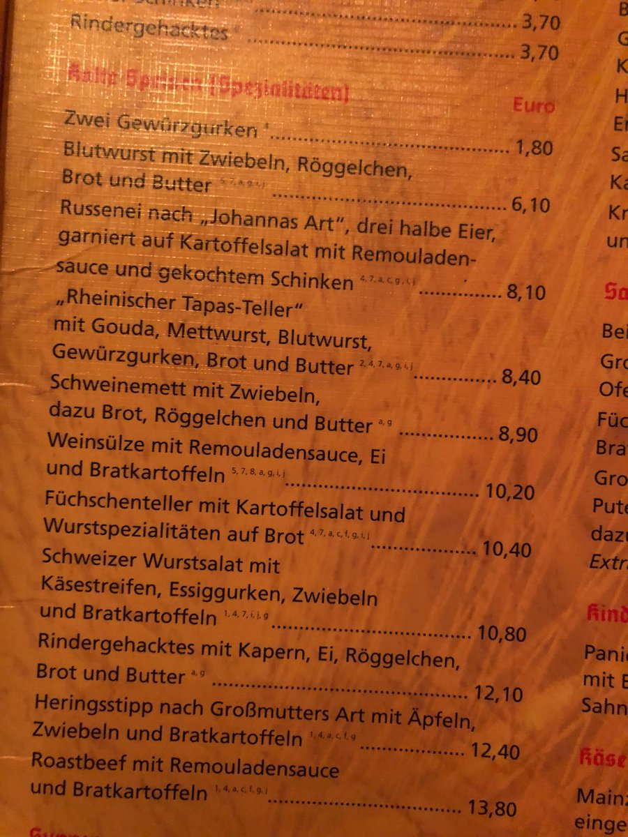 Truely tragic when “brot und butter” is the only thing you understand on the menu. #dussledorf #nonstopboot