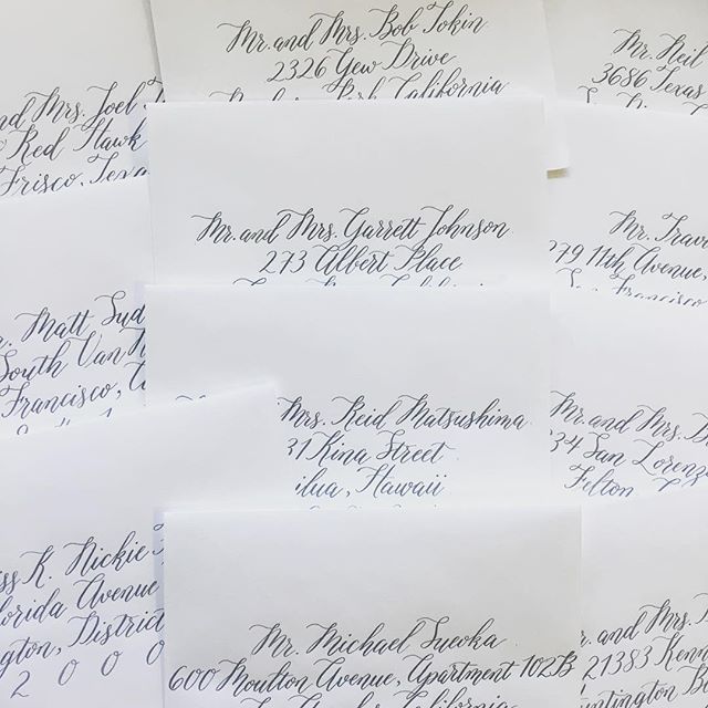 LettersofFancy's tweet image. Still loving working on this envelopes order. #weddingstationery #weddingcalligraphy #weddingenvelopes #weddinginspiration #moderncalligraphy #pointedpencalligraphy #pointedpen #dccalligrapher #weddingcalligrapher ift.tt/2DzsWec