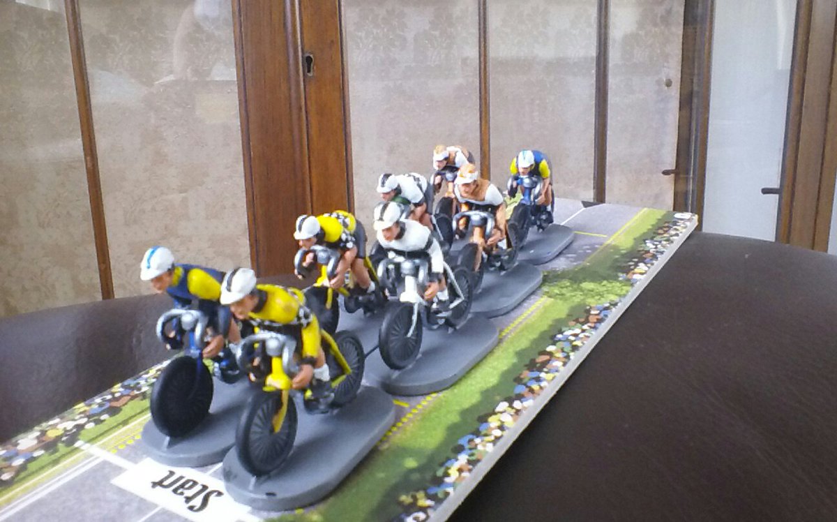 #FlammeRouge is a great looking game when cyclists are painted #lautapelit.fi