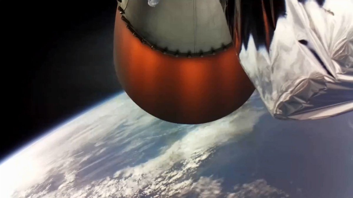 RocketLab's tweet image. Earth, as seen by Electron. #StillTesting