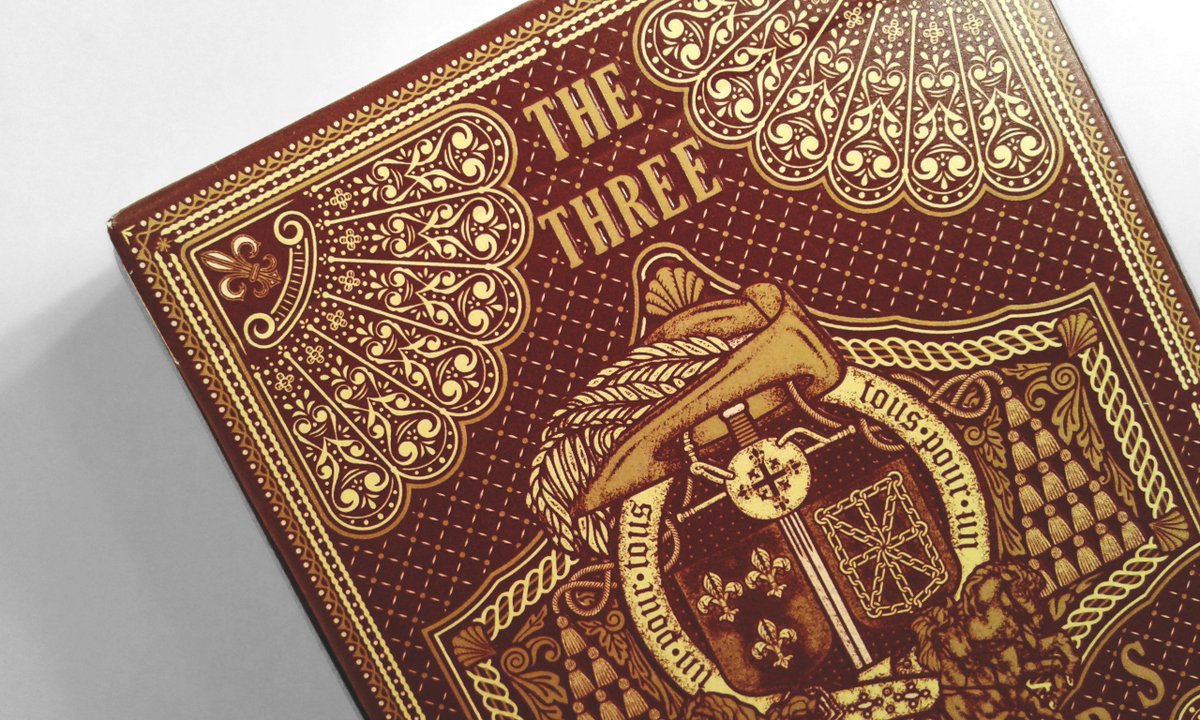 _akarinei's tweet photo. The Three Musketeers #poker size #playingcards, another deck in a new series of 7, paying tribute to literary #Classics 
Check out more about this deck on https://t.co/8oRzUtWqck
#books #Reading #illustration #Cards #art https://t.co/wOVxptXi0j