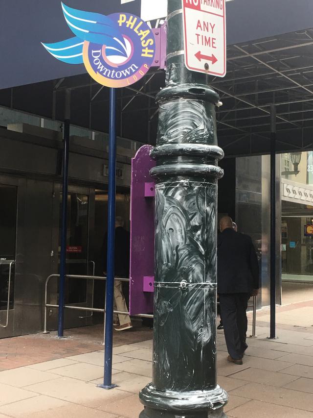 SportsCenter's tweet image. The city of Philadelphia is greasing the town's light poles to prevent fans from climbing on them in the event of an Eagles win.

You read that right. (via @JordanRaanan)