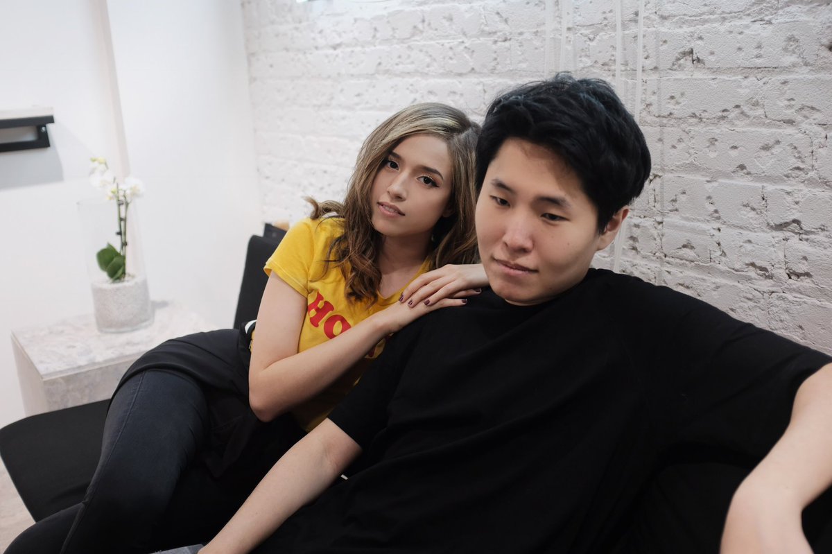 pokimane's tweet - "the ladies of the house ️ + T-Dragon ... pokimane's tweet - "the ladies of the house ️ + T-Dragon ... - 1200 x 799 jpeg 104kB