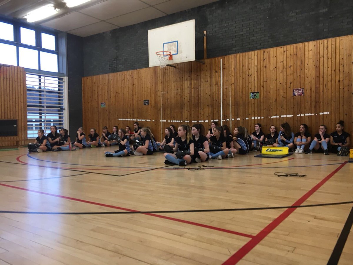 JohnColet_PE's tweet photo. Incredible turnout at our first ever Girls Boxing Club 🥊.. same again next Friday blue week.. #thisgirlcan #girlsactive #38students https://t.co/ntJw61xIpi
