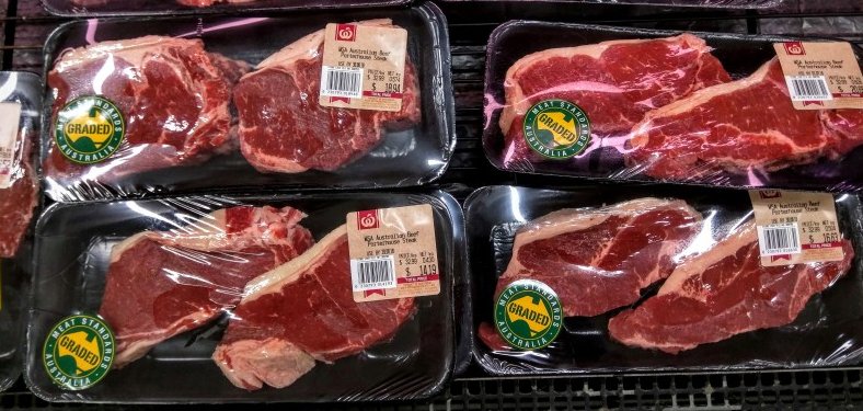 Provacuno's tweet photo. #Australia vuelve a superar en 2017 el millón de toneladas de carne de #vacuno #exportadas ➡️ https://t.co/N5zv4iERHX vía @vacunodeelite https://t.co/2lN6CJKxwm