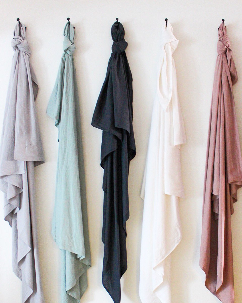 Vela_Life's tweet photo. The toughest decision you’ll have to make all week... @InTheSac_ has created these stunning linen sets with the perfect balance for our Australian climate and lifestyle. #VelaLife https://t.co/6RiJV8xI9z