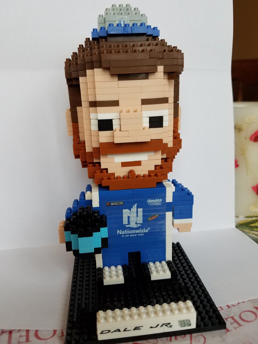 ThePoppyAnne's tweet photo. How cute is this?! 😍😍😍 @timmypipes88 @DaleJr @TeamHendrick #dalejr #daleyeah #88 #nascar #brixlz #notlego 😜😜 https://t.co/fCkO0X7Rnj