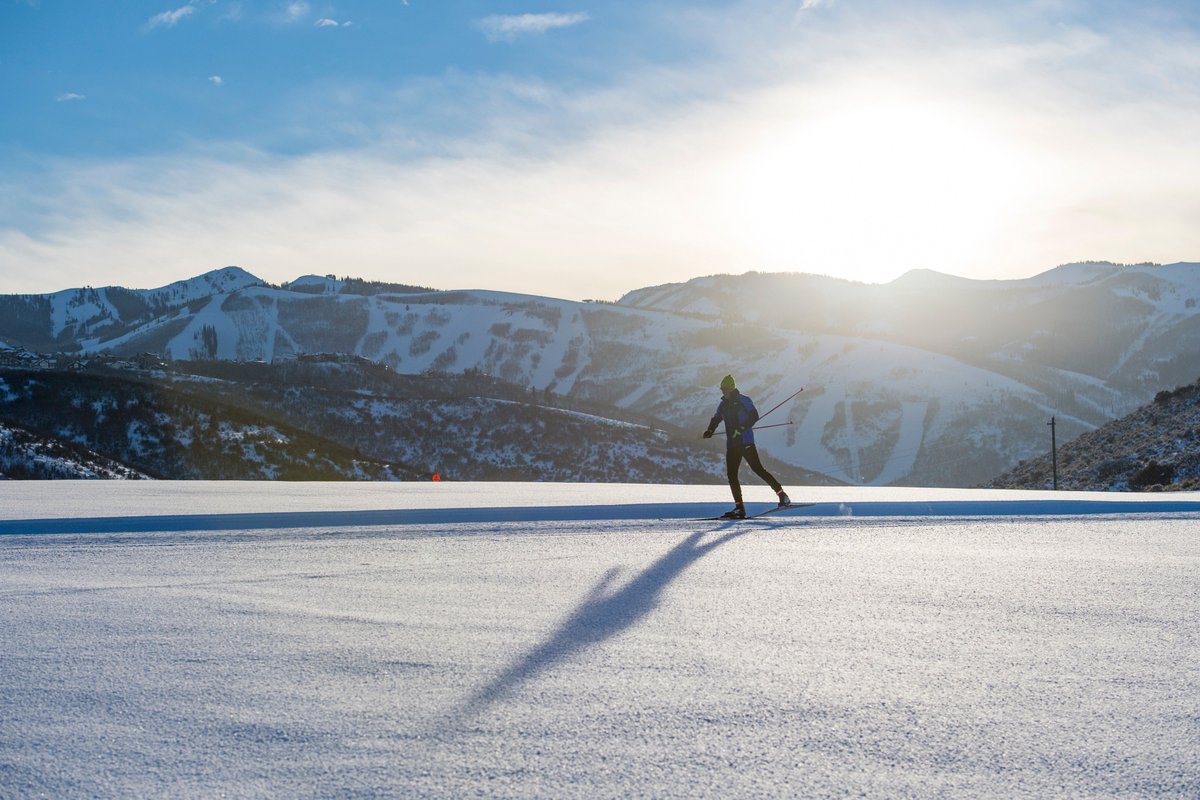 Monday Morning Ski Tour to Two Ocean Lake.
9:00 AM - 2:30 PM. Meet at the Nordic Center at 9:00 AM 
A moderate, 7 miles R/T loop; elevation gain: 300', maximum elevation: 7,100'. We start this tour from the Pacific Creek Road just north of Moran Junction &amp; end at Two Ocean Lake.