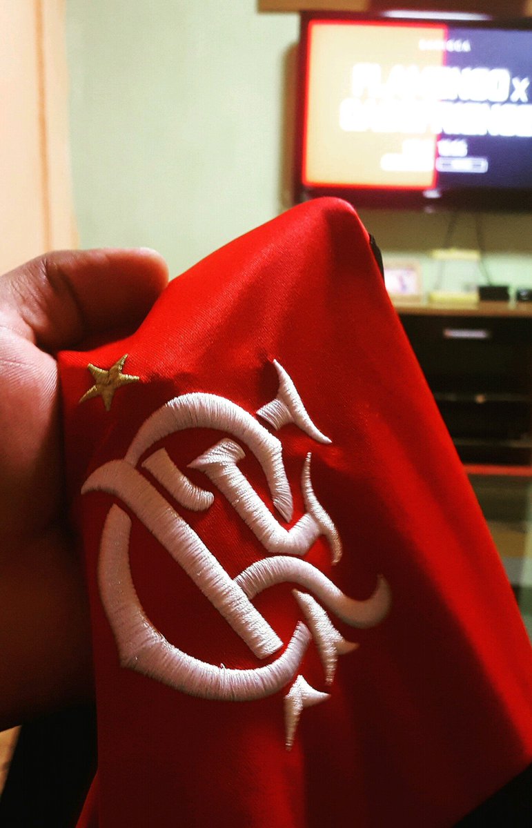 Mayconlima02's tweet photo. So no aguarde do show 🔴⚫🔴⚫ https://t.co/s6nMh2lcbX