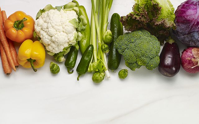 LT_Academy's tweet photo. Learn How to Eat More Veggies by @ExperienceLife. How do you ensure you eat enough veggies?
 https://t.co/gfB8EocgtO https://t.co/lPWAtiVPBe
