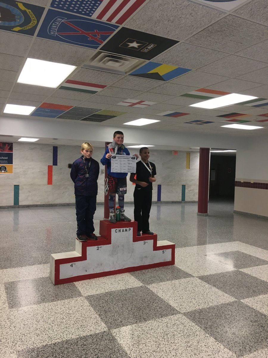 bryan_munk's tweet photo. My little buddy back on the top of the podium #winning https://t.co/a7ZWogGNC1