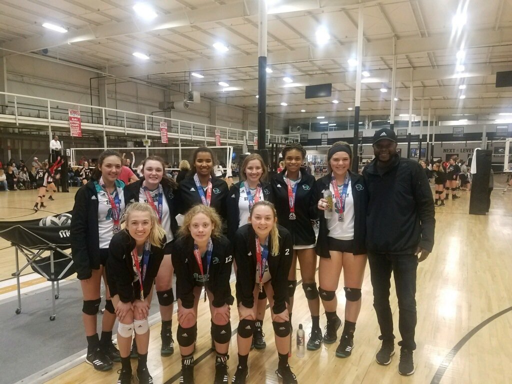 STINGOKC's tweet photo. STINGRAY 16 Adidas 2nd place GOLD! Great job ladies on another great weekend. #theprocess #REP405 #3stripelife #Adidas https://t.co/m8Lh5SC4Ha