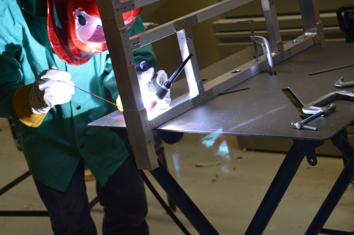 LASER3284's tweet photo. Lifelong skills through FIRST! #FIRSTweets #OMGRobots #PowerUpPlayForReal #EveryOneLearningEveryDay https://t.co/qQbNqqkENv