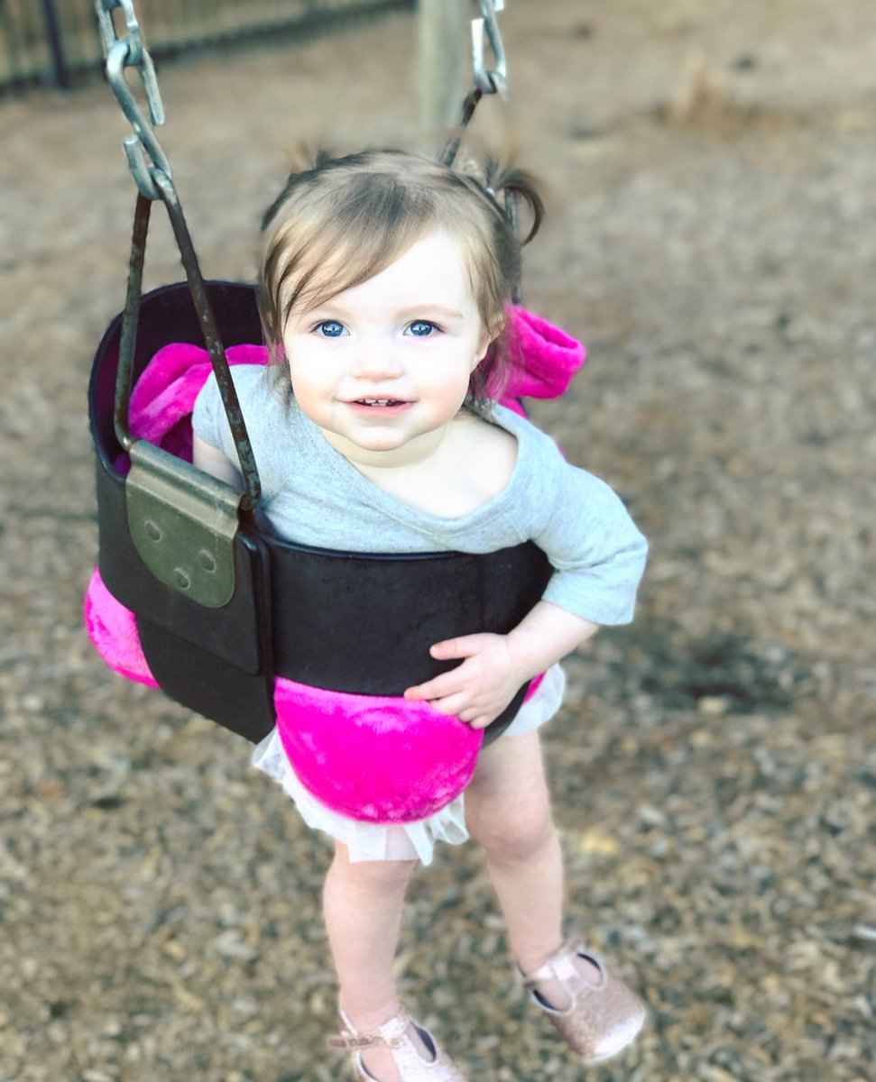 ayekayholden's tweet photo. I LOVE being YOUR mom. Today was fun my sweet girl 💕🌞🌾💛 https://t.co/XYO6rcEW3D