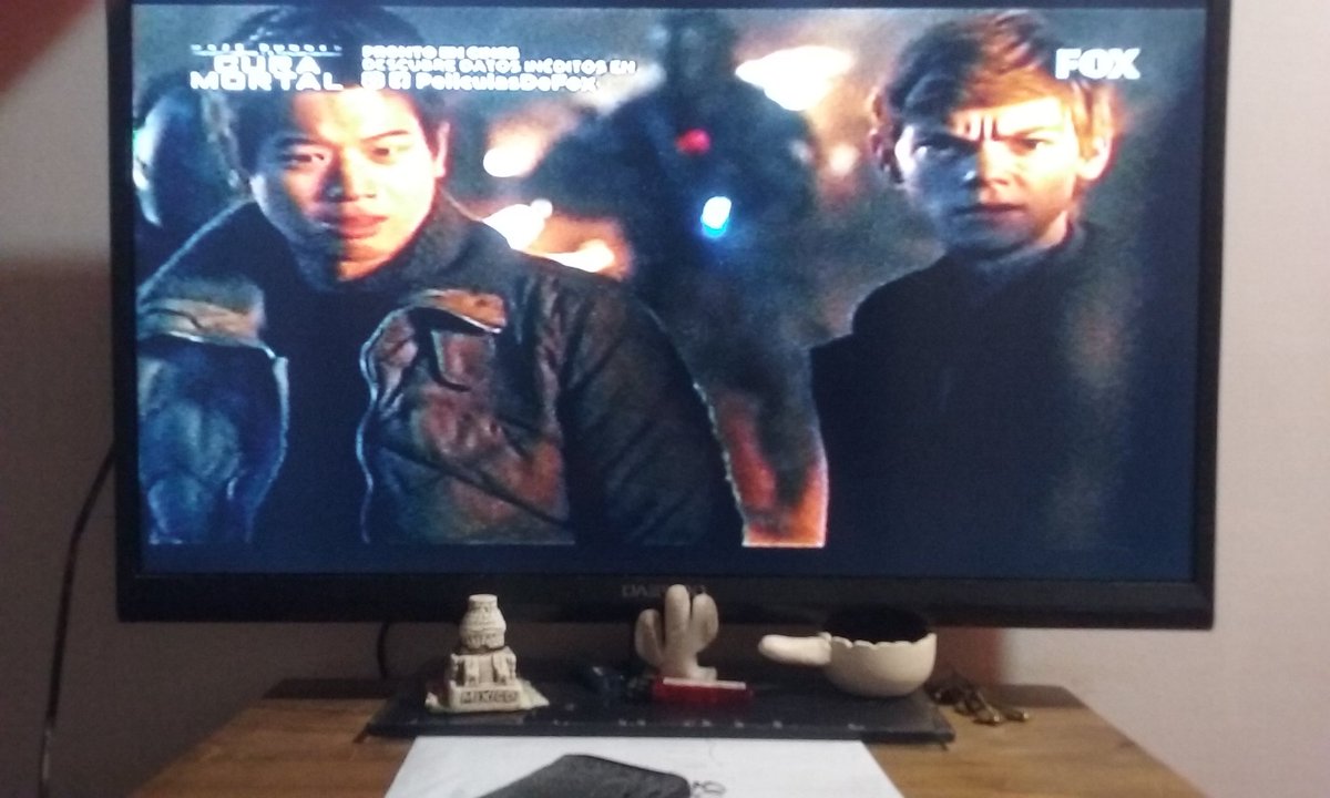 Jonadicta's tweet photo. @peliculasdeFOX @CanalFox_la #MaratónMazeRunner https://t.co/7boNnEAIWf